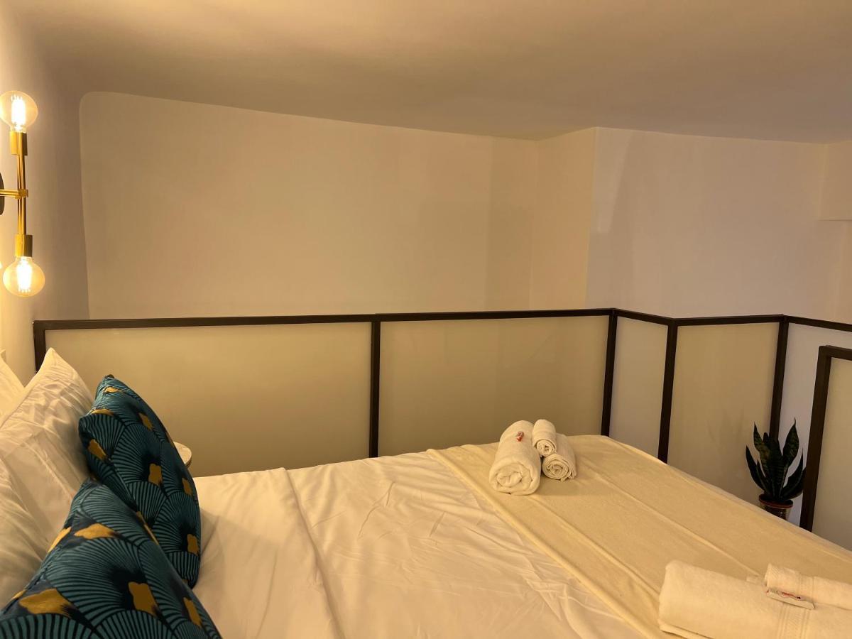 Regina Milano In Porta Romana 2 - Sky Tv, Wifi E Breakfast Box Apartment Exterior photo