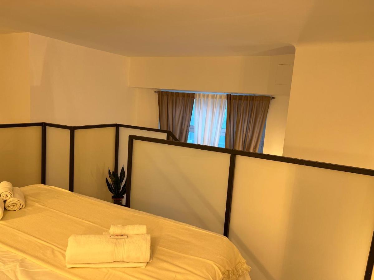 Regina Milano In Porta Romana 2 - Sky Tv, Wifi E Breakfast Box Apartment Exterior photo
