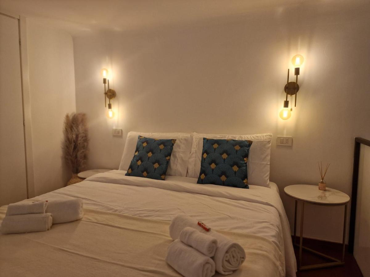 Regina Milano In Porta Romana 2 - Sky Tv, Wifi E Breakfast Box Apartment Exterior photo