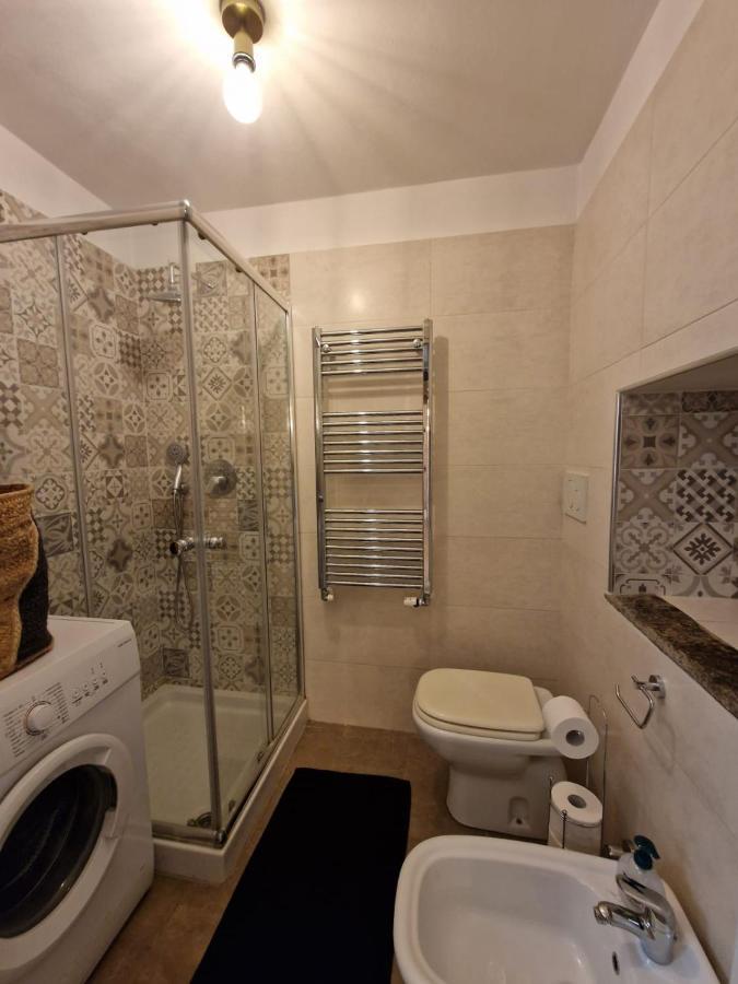Regina Milano In Porta Romana 2 - Sky Tv, Wifi E Breakfast Box Apartment Exterior photo