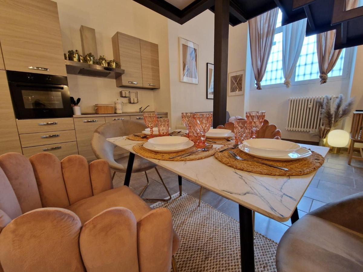 Regina Milano In Porta Romana 2 - Sky Tv, Wifi E Breakfast Box Apartment Exterior photo