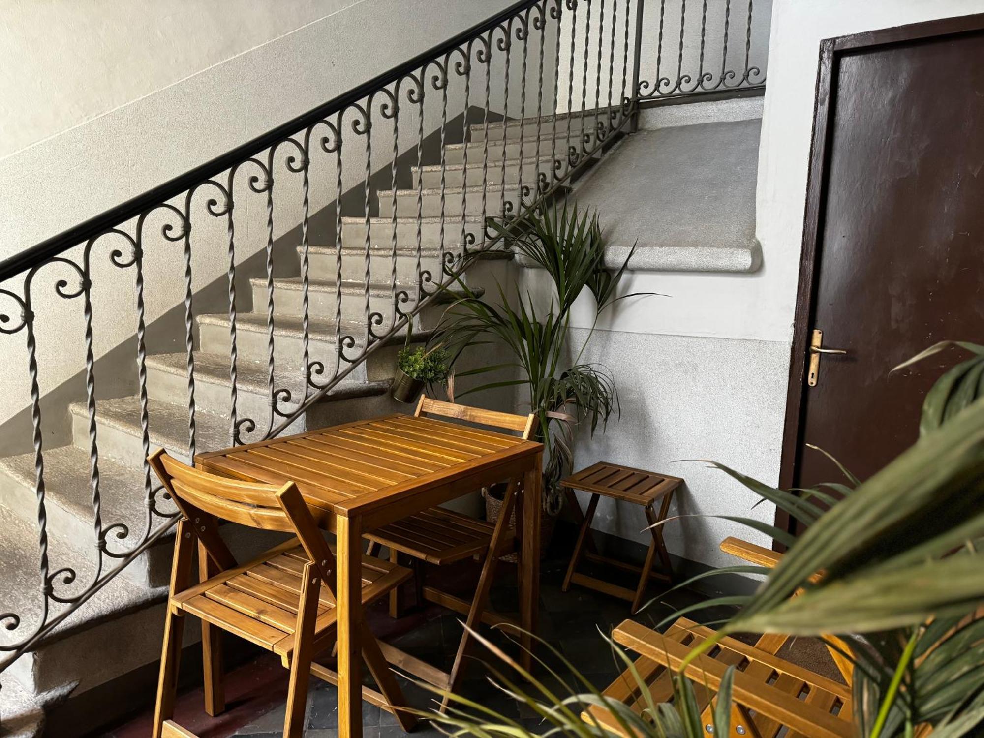 Regina Milano In Porta Romana 2 - Sky Tv, Wifi E Breakfast Box Apartment Exterior photo